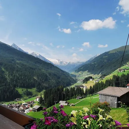 Gaestehaus Bergruh * Tux