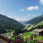 Gaestehaus Bergruh * 턱스